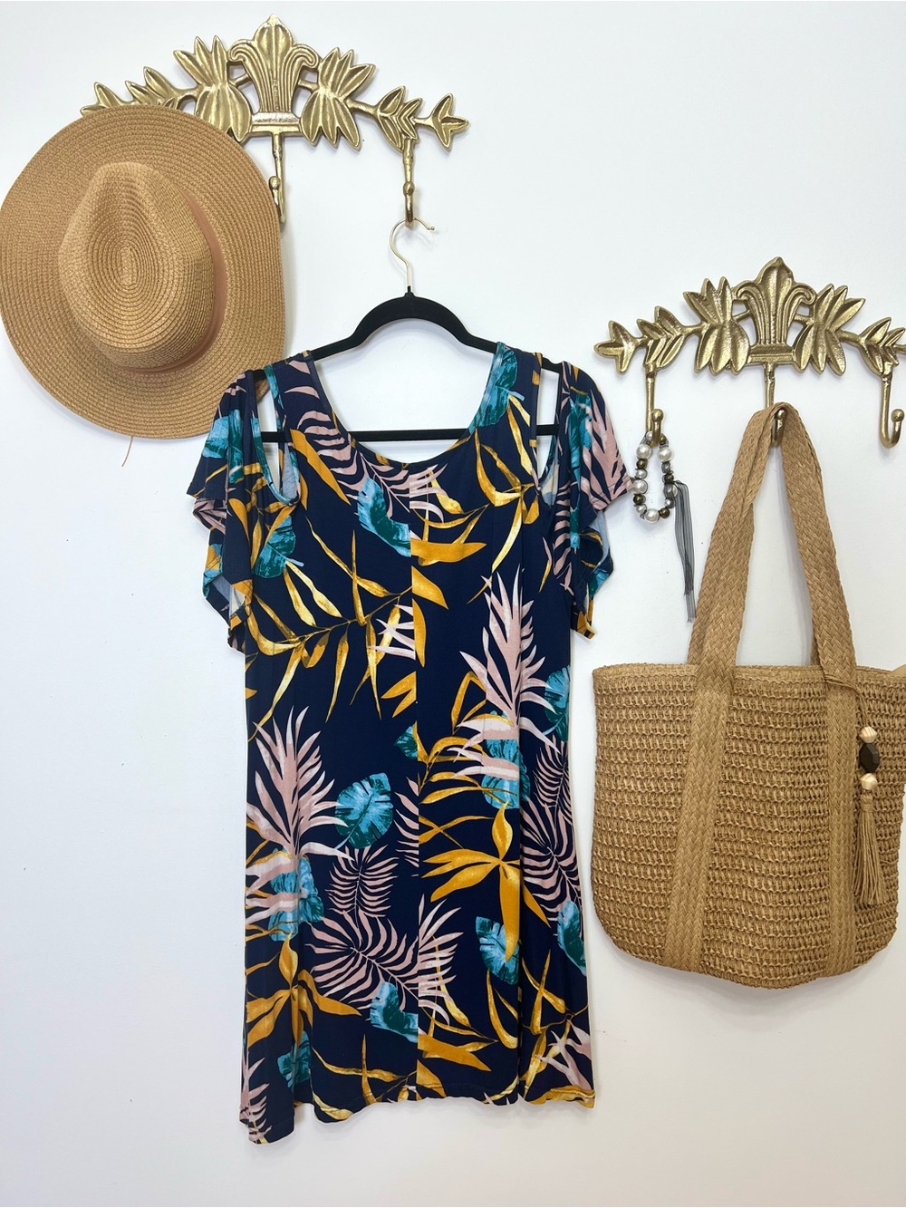 Navy Tropical Leaf Shift Dress - Multicolor Print L ptp 22” l 35”